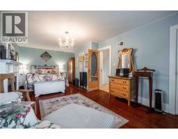 99 ARGYLE Street N - 27