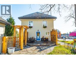 99 ARGYLE Street N - 38