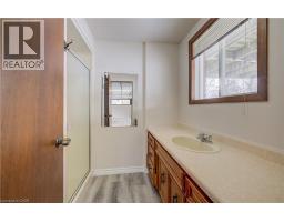 51 ADELAIDE Street - 26