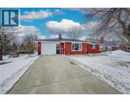 51 ADELAIDE Street - 3