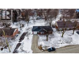 51 ADELAIDE Street - 35