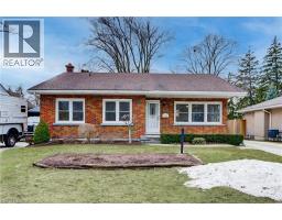 133 GLASTONBURY Crescent - 38