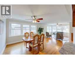 133 GLASTONBURY Crescent - 7