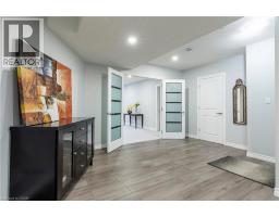 6 BLUENOSE Drive - 32