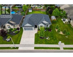 6 BLUENOSE Drive - 48