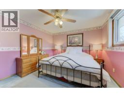 612 GREEN MEADOW Crescent - 19