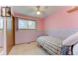 612 GREEN MEADOW Crescent - 22