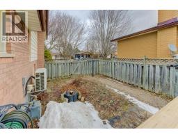 612 GREEN MEADOW Crescent - 38