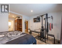 11 HICKORY HOLLOW - 21