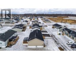 11 HICKORY HOLLOW - 6