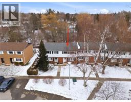 26 RICHARDSON Drive - 16