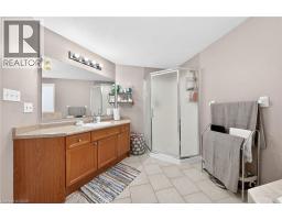 114 STIEFELMEYER Crescent - 25