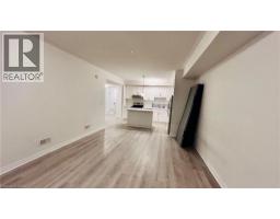 142 FOAMFLOWER Place UnitNo. C No. 41 - 3