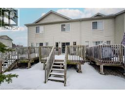 151 HIGHLAND Crescent - 18