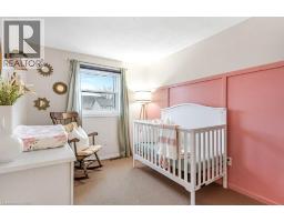 872 ELGIN Street N - 13