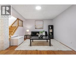 872 ELGIN Street N - 17