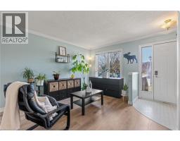 28 GEMMELL Court - 11