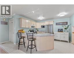 28 GEMMELL Court - 16