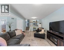 28 GEMMELL Court - 40