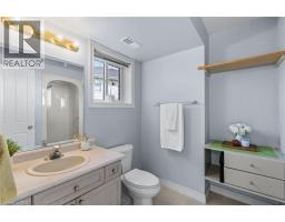 28 GEMMELL Court - 42