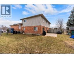 28 GEMMELL Court - 44