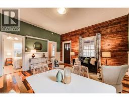 186 NORWICH Avenue - 11