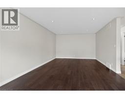 98 MACNEIL Court - 11