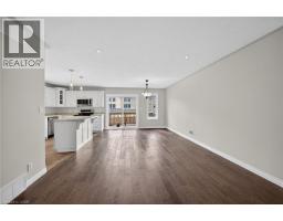 98 MACNEIL Court - 12