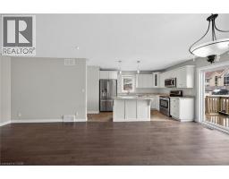 98 MACNEIL Court - 14