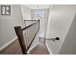 98 MACNEIL Court - 23