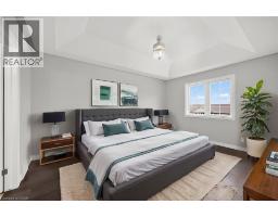 98 MACNEIL Court - 24