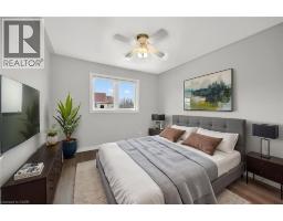 98 MACNEIL Court - 30