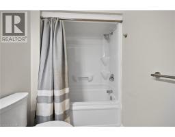 98 MACNEIL Court - 34