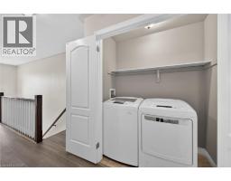 98 MACNEIL Court - 36