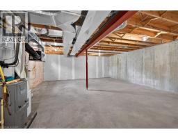 98 MACNEIL Court - 37