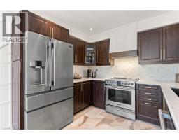 32 BLOOMINGTON Drive - 17