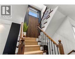 32 BLOOMINGTON Drive - 20