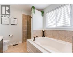 32 BLOOMINGTON Drive - 25