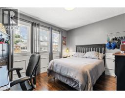 32 BLOOMINGTON Drive - 27