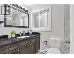 175 SIEBERT Avenue UnitNo. 17 - 17