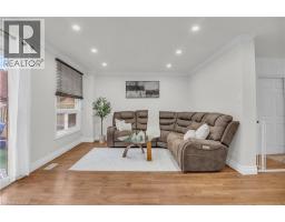 175 SIEBERT Avenue UnitNo. 17 - 2