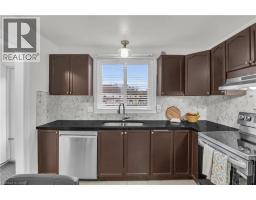 175 SIEBERT Avenue UnitNo. 17 - 6