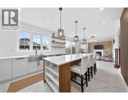 79 PORTER Crescent - 18