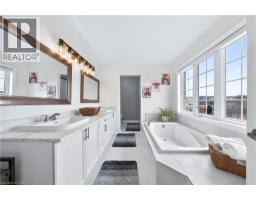 79 PORTER Crescent - 27