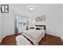 79 PORTER Crescent - 30