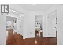 79 PORTER Crescent - 32