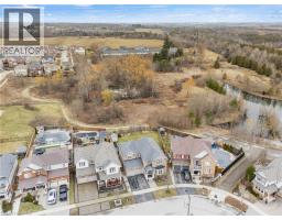 79 PORTER Crescent - 46