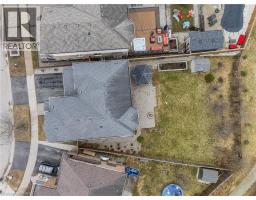 79 PORTER Crescent - 47