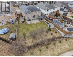 79 PORTER Crescent - 48