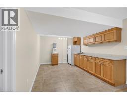 56 MCFARLANE Drive - 32